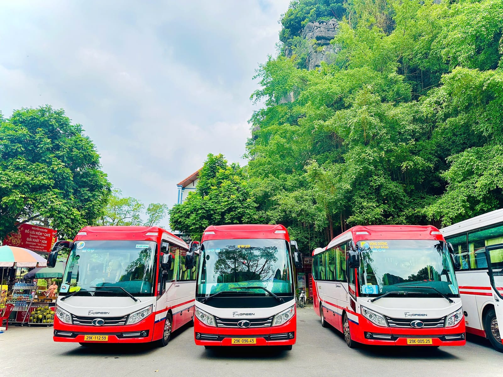 Đội xe du lịch Đông Dương